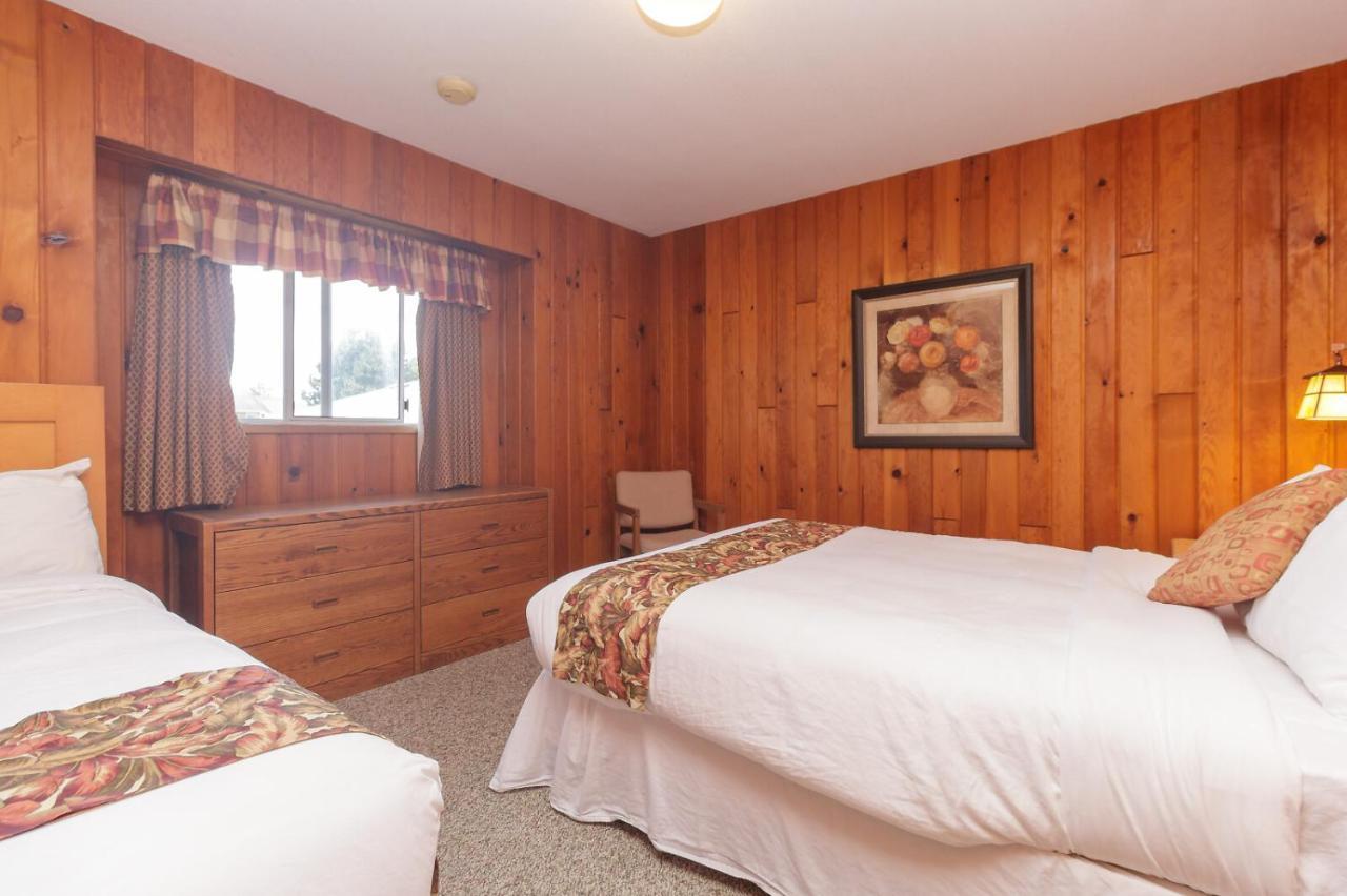 The Cedarwood Inn & Suites Сидней Экстерьер фото