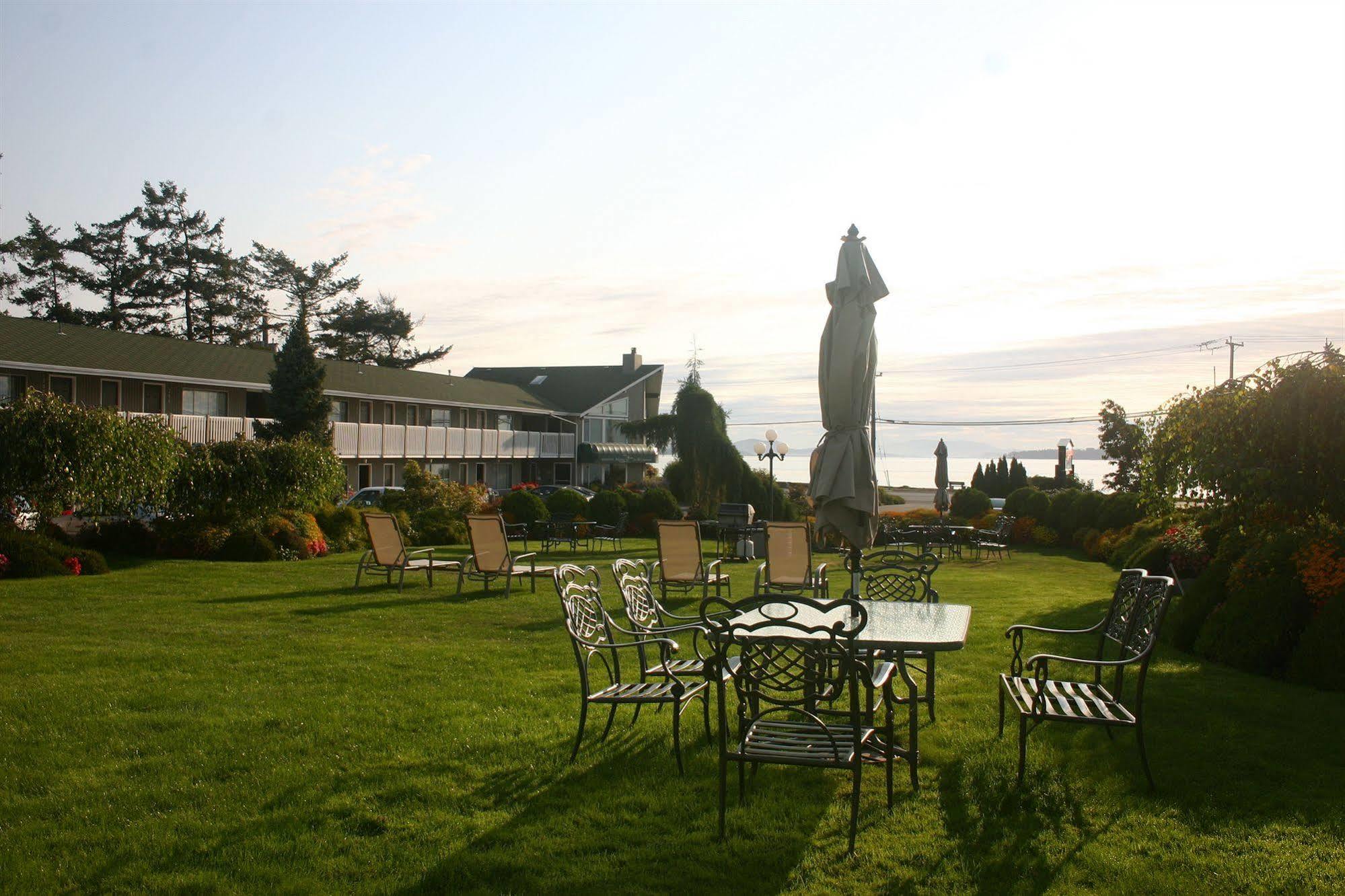 The Cedarwood Inn & Suites Сидней Экстерьер фото